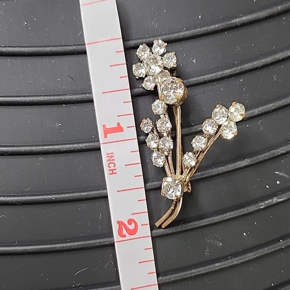 Vintage Silver Tone White Rhinestone Flower Bunch Brooch - Thumbnail 8