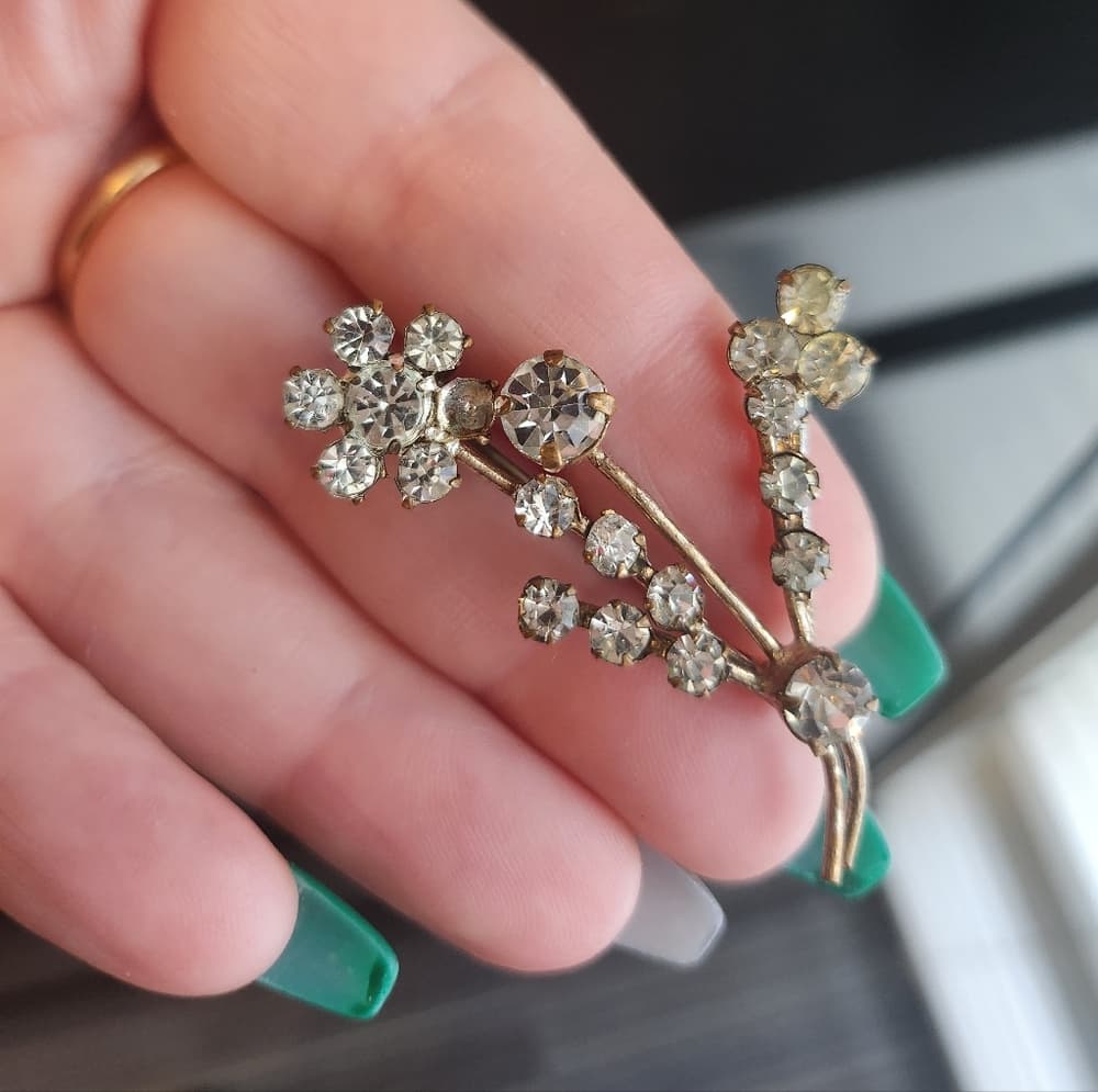 Vintage Silver Tone White Rhinestone Flower Bunch Brooch - Thumbnail 4