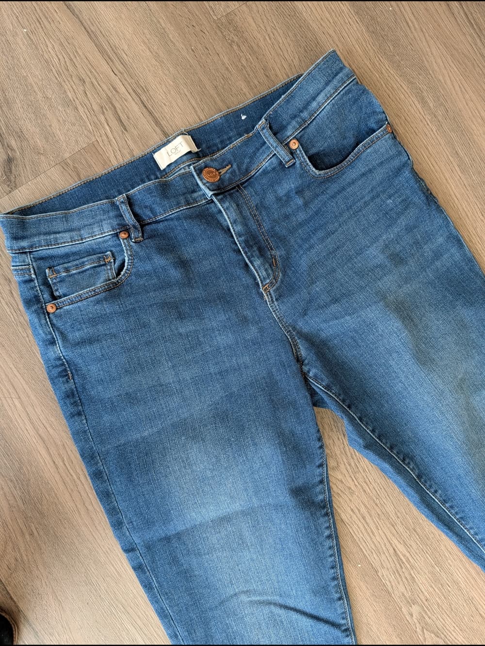 LOFT Outlet Frayed Hem Cropped Modern Skinny Blue Jeans - Thumbnail 2
