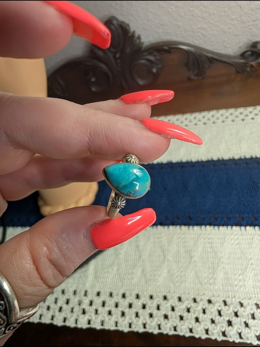 Southwestern Style Sterling Silver Teardrop Mojave Turquoise Ring - Size 7 - Thumbnail 8