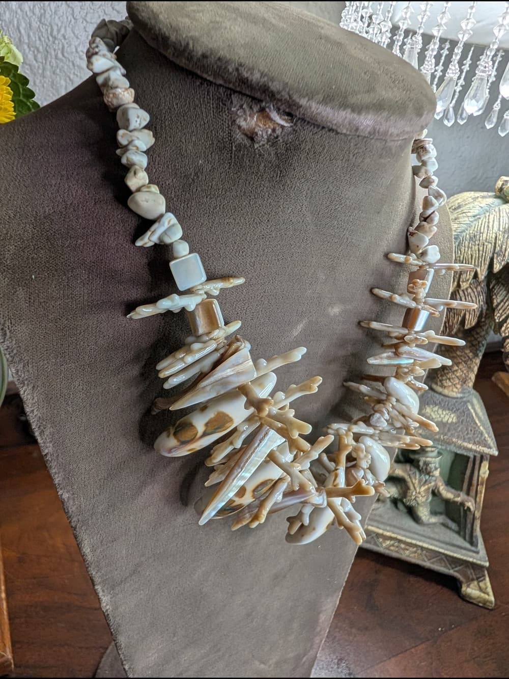 Cream White And Brown Shell And Coral Statement Bib 16" Necklace With Extension - Thumbnail 2