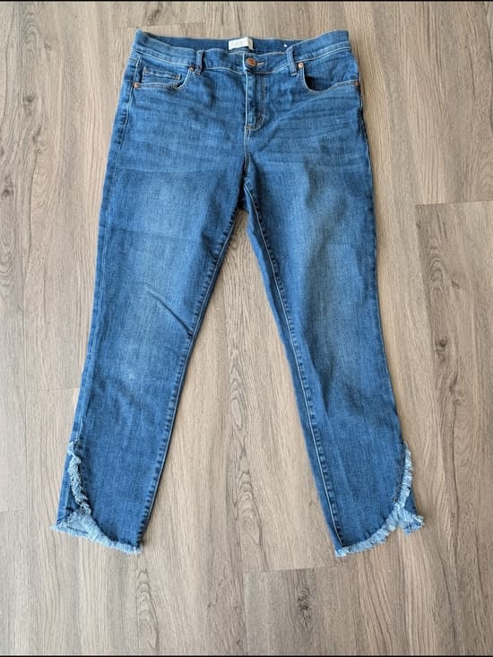 LOFT Outlet Frayed Hem Cropped Modern Skinny Blue Jeans - Thumbnail 12