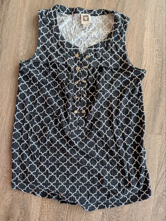 Anne Klein Black and White Printed Sleeveless Top With Gold Button Accents - Thumbnail 7