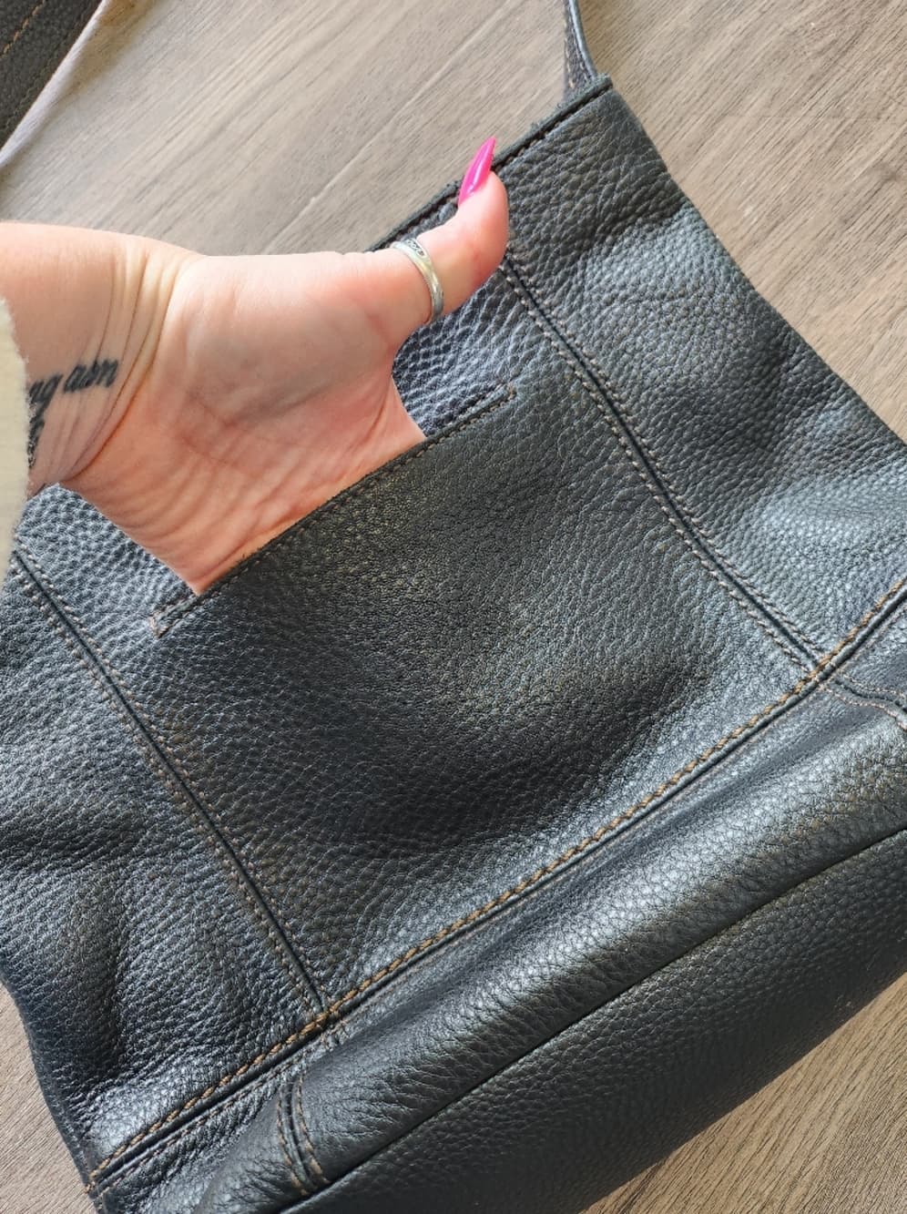 The Sak Soft Black Leather Shoulder Bag with Contrast Stitching - Thumbnail 10
