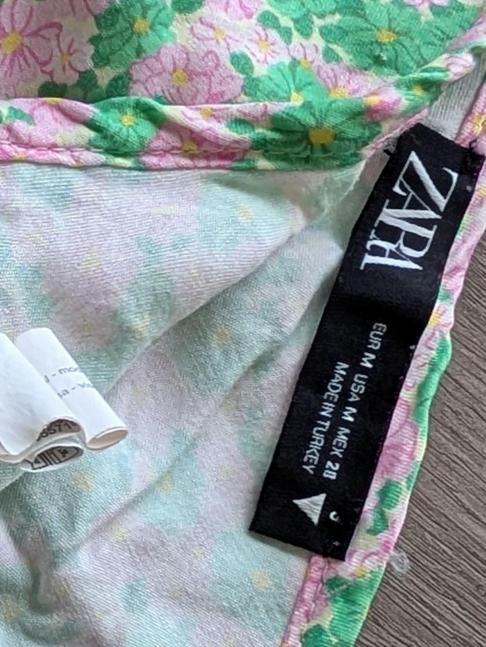 Zara Pastel Pink & Green Floral Mini Skirt - Thumbnail 7