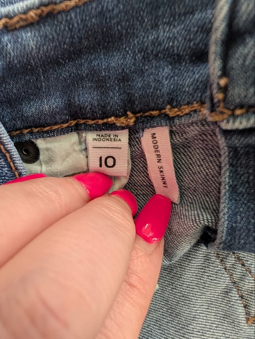 LOFT Outlet Frayed Hem Cropped Modern Skinny Blue Jeans - Thumbnail 4