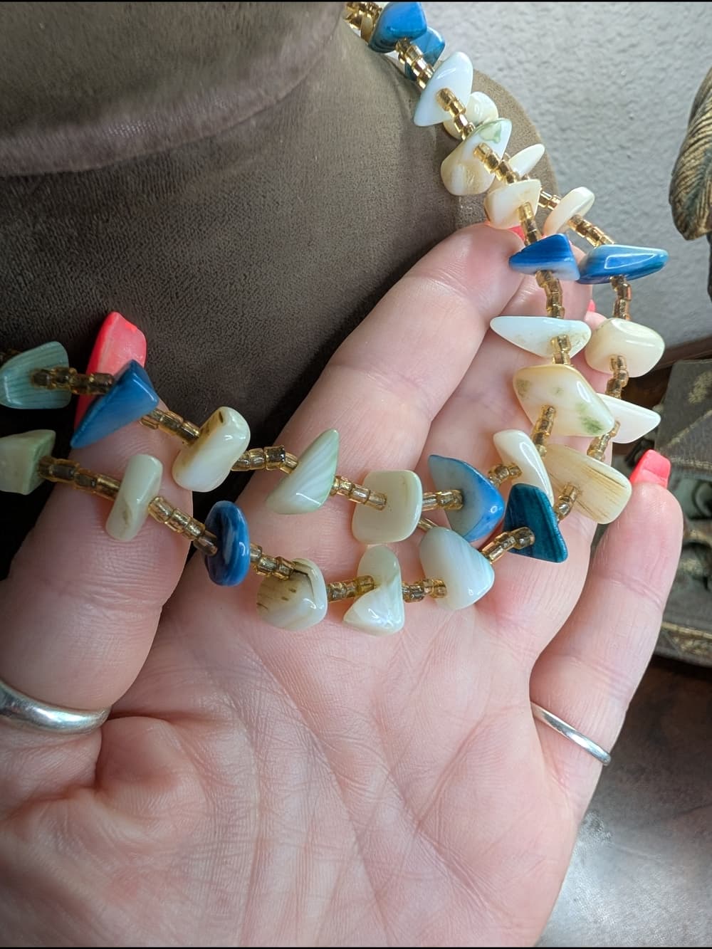 Vintage Blue & Cream Beaded Shell Mother Or Pearl Double-Strand Necklace - Thumbnail 2