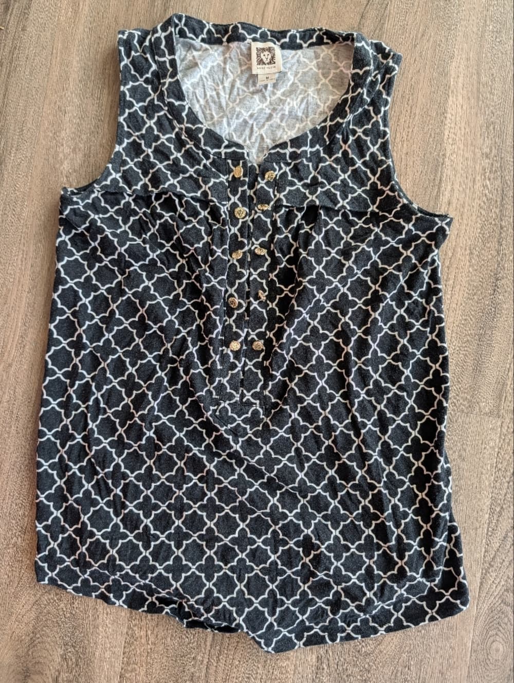Anne Klein Black and White Printed Sleeveless Top With Gold Button Accents - Thumbnail 6