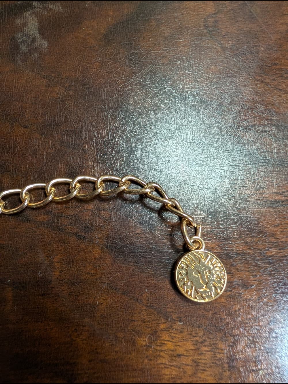 Anne Klein Gold Tone Link Chain Waist Belt With Lion Charm Dangle - Thumbnail 4