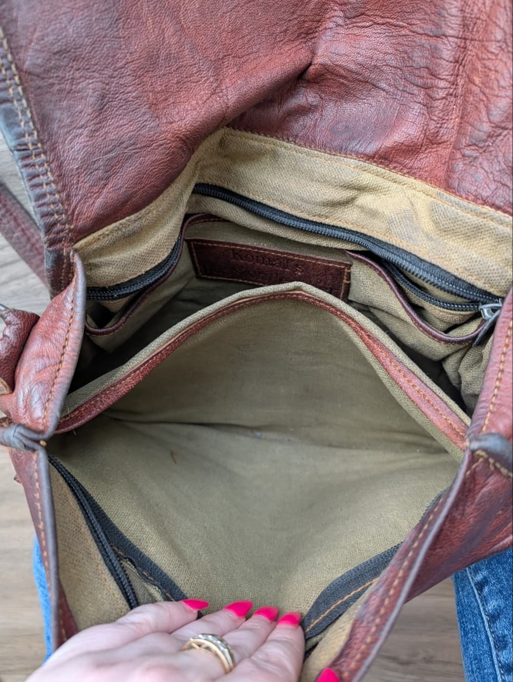 Vintage Komal's Rustic Well Loved Brown Genuine Leather Satchel Messenger Bag - Thumbnail 5