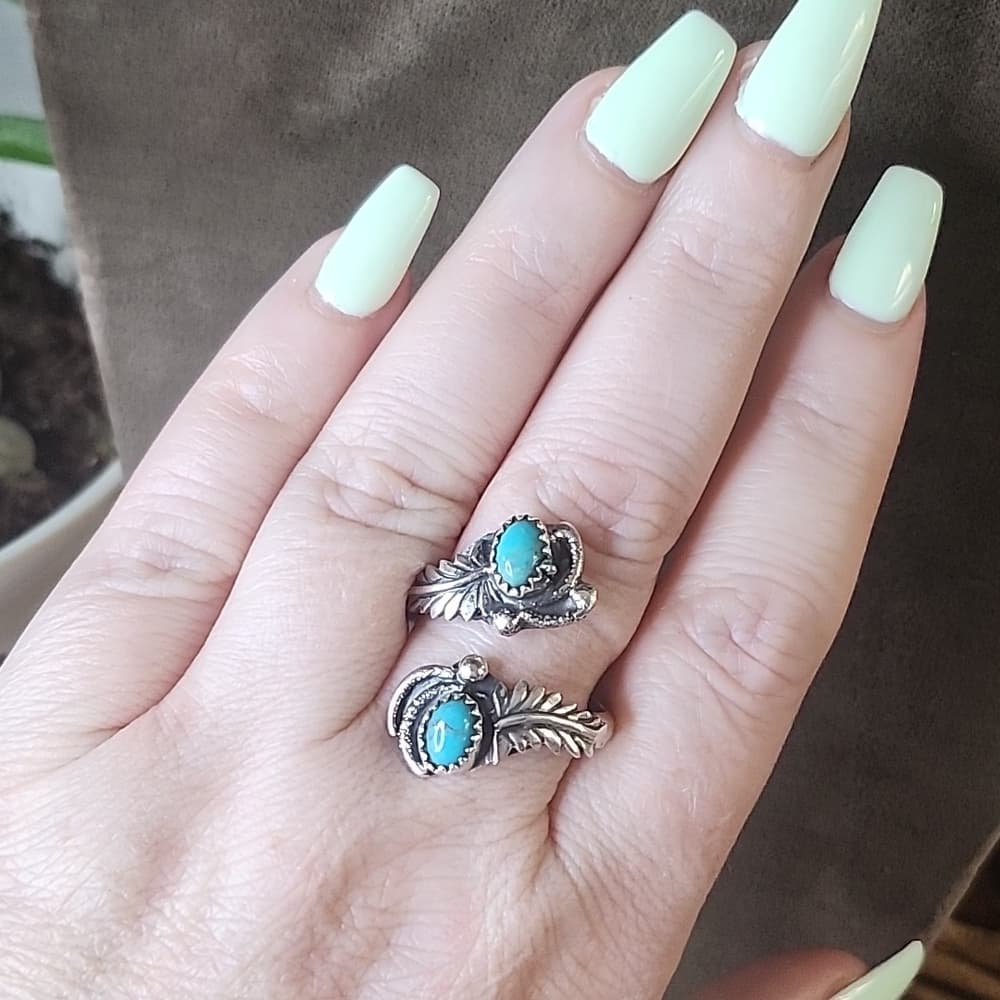 Navajo Handmade Sterling Silver Turquoise Leaf Design Adjustable Ring | Size 10 - Thumbnail 3