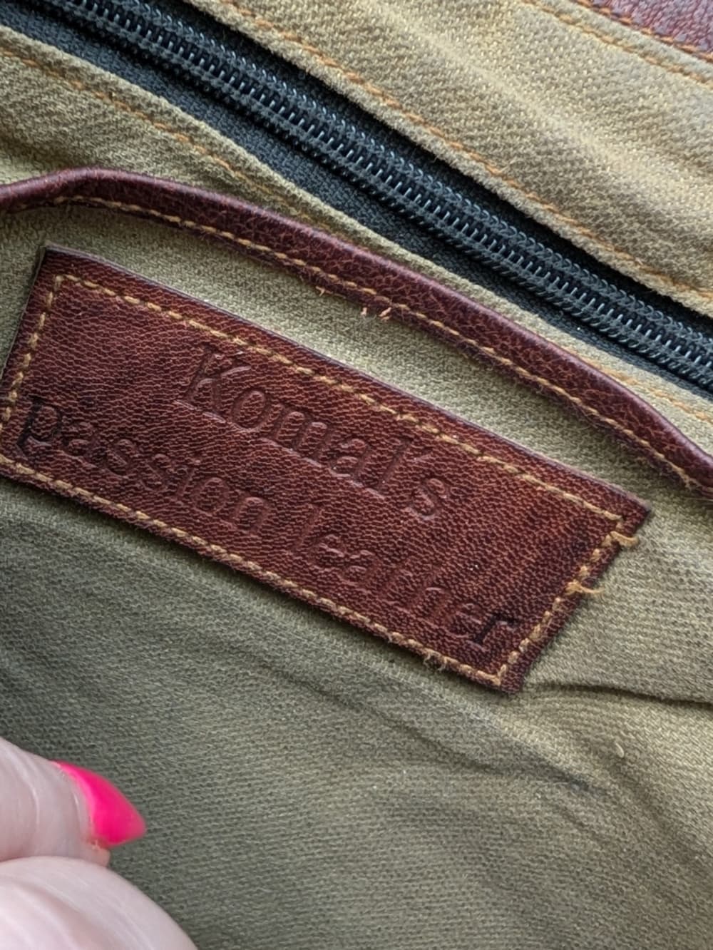 Vintage Komal's Rustic Well Loved Brown Genuine Leather Satchel Messenger Bag - Thumbnail 8