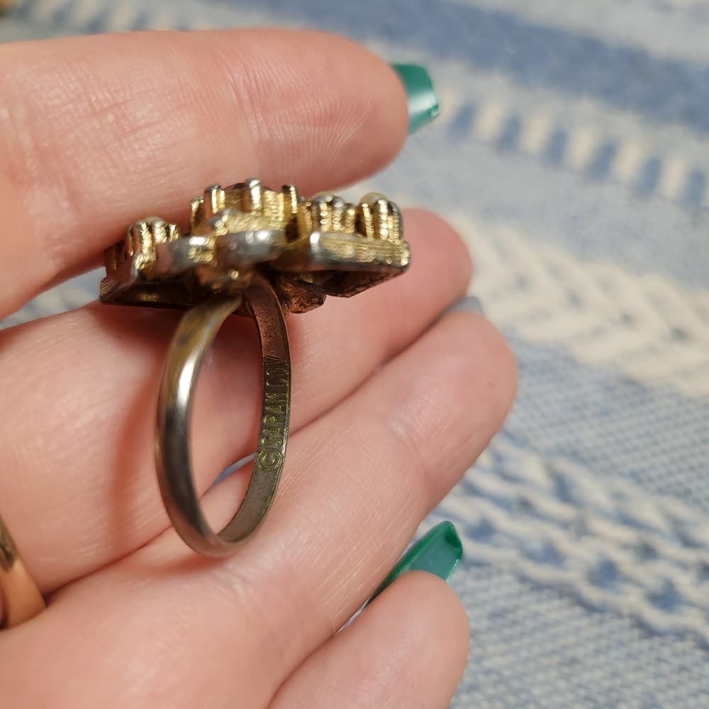 Vintage Sarah Coventry Purple Glass Mini Pearl Gold Tone Costume Ring - Thumbnail 6