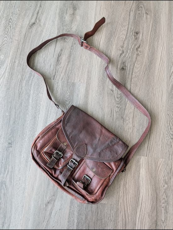 Vintage Komal's Rustic Well Loved Brown Genuine Leather Satchel Messenger Bag - Thumbnail 13