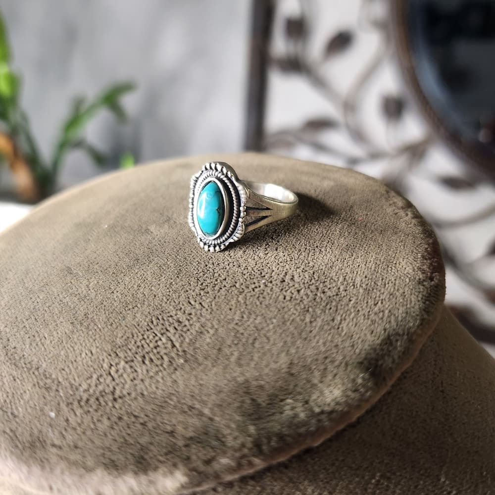 New - Oval Turquiose Native Style Hand Made Sterling Silver Size 7 Ring - Thumbnail 8