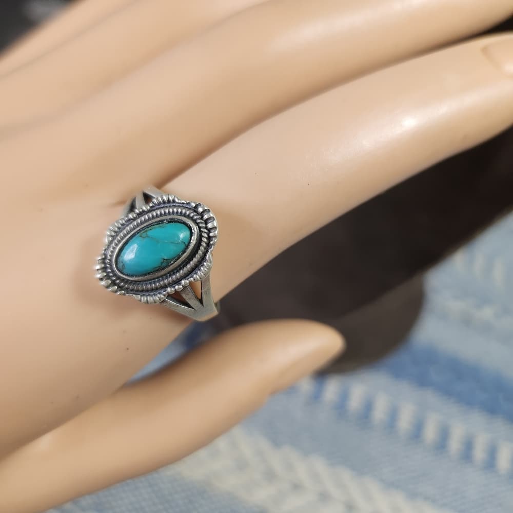 New - Oval Turquiose Native Style Hand Made Sterling Silver Size 7 Ring - Thumbnail 9