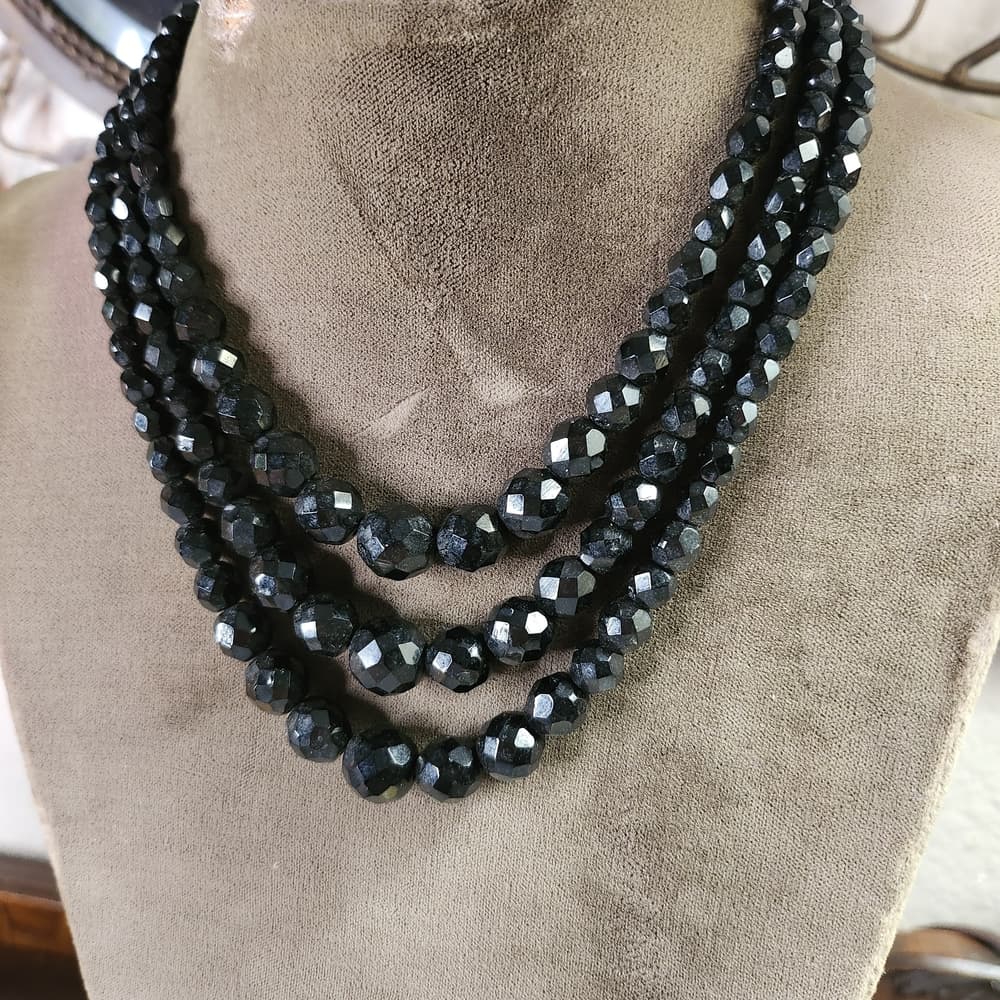 Vintage Laguna Graduated Black Fauceted Glass Beaded 16" Triple Strand Necklace - Thumbnail 11