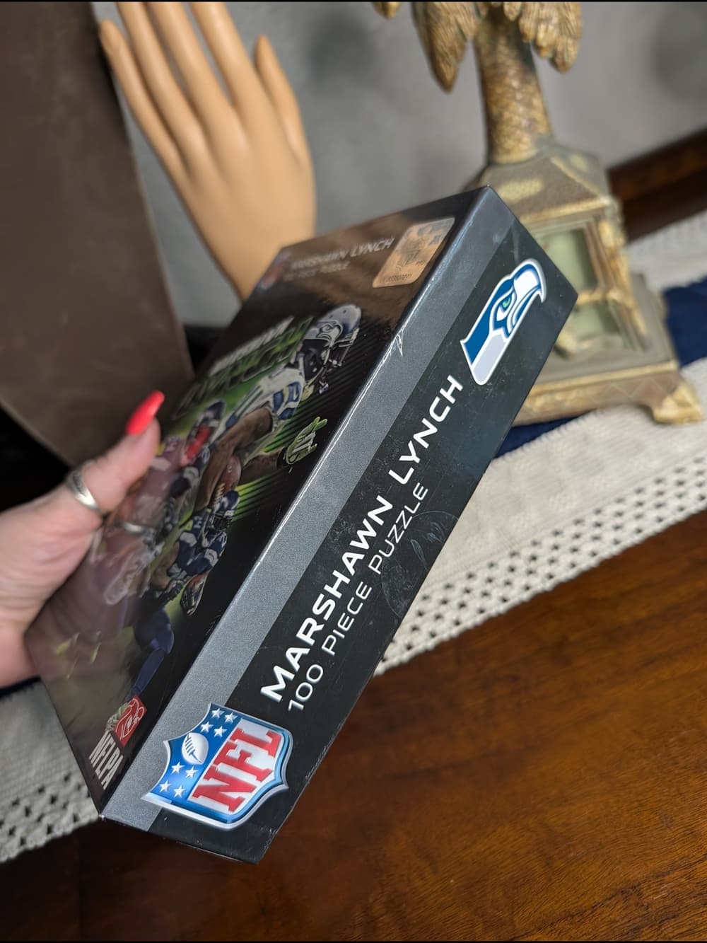 Marshawn Lynch NFL 100-Piece Jigsaw Puzzle - Black & Green NIB