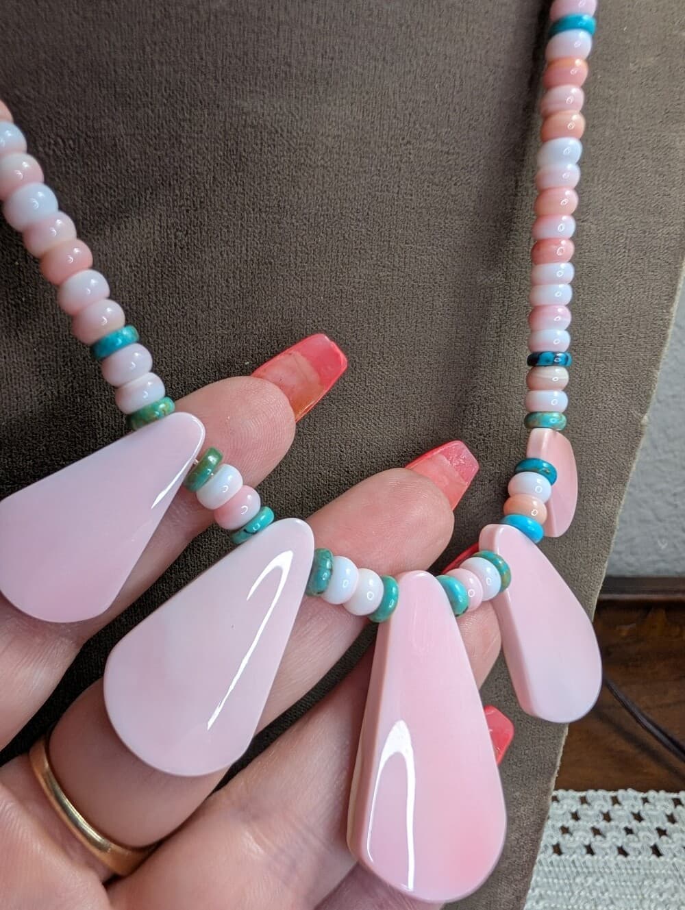 Pink Queen Conch Shell And Turquoise Beaded Teardrop Southwestern Style - Thumbnail 3