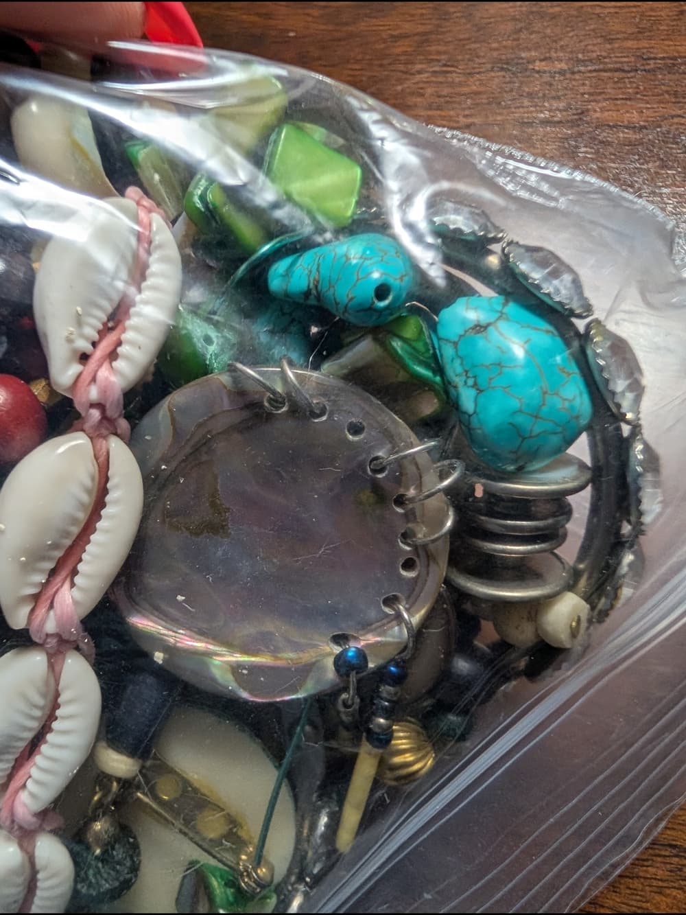 Bag of Mixed Beads Shell Bone Stone And More Multicolor - Thumbnail 5