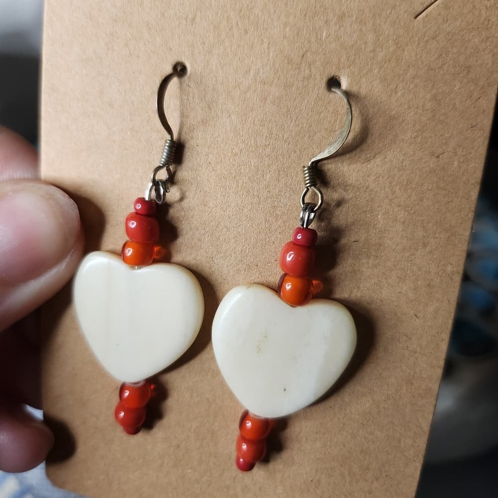 Southwestern Native Style Earring Lot With Carved Bone And Shell - Thumbnail 3