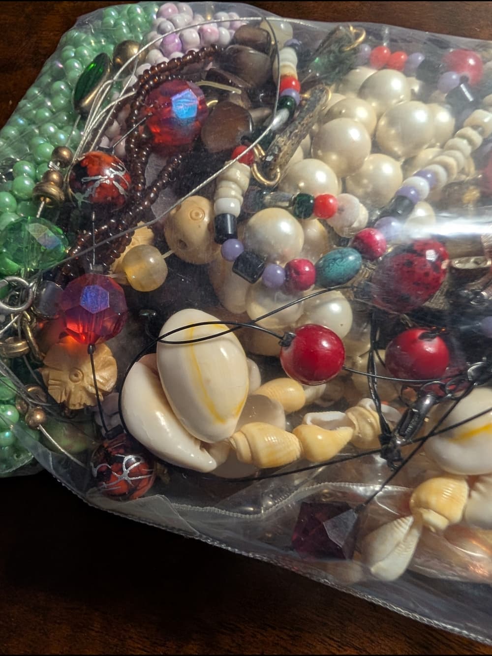 Bag of Mixed Beads Shell Bone Stone And More Multicolor - Thumbnail 2