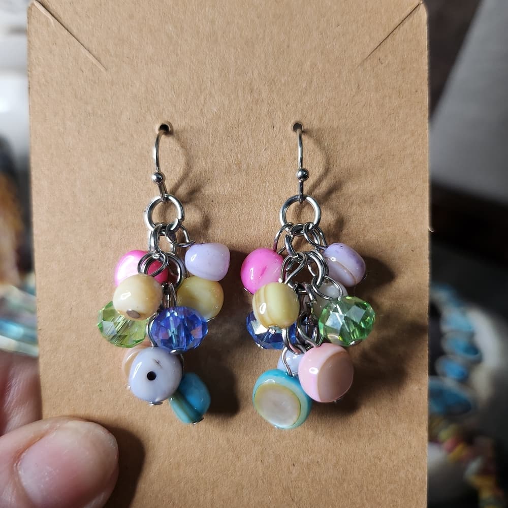 Rainbow Shell Beaded Jewelry Bundle Bracelets And Earring - Thumbnail 5