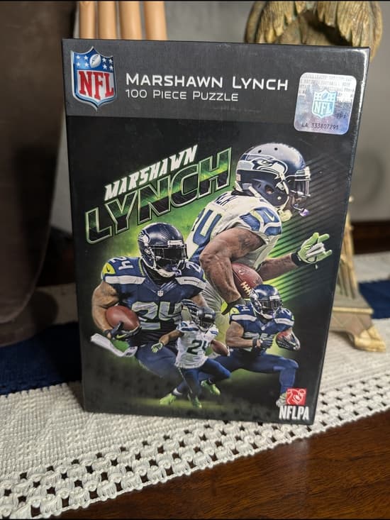 Marshawn Lynch NFL 100-Piece Jigsaw Puzzle - Black & Green NIB - Thumbnail 7