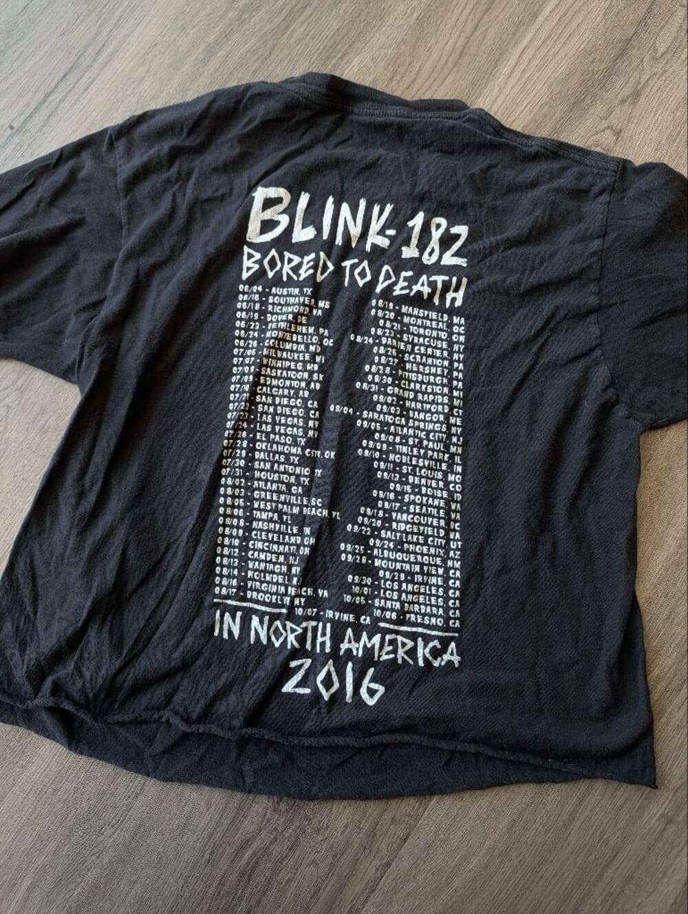 Blink-182 Black Graphic 2016 Concert Tee Cropped - Bored to Death Tour - Thumbnail 3