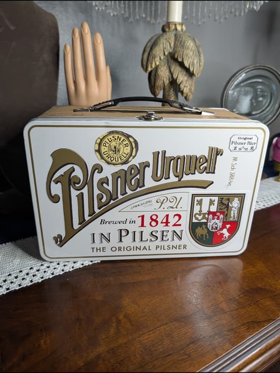 Pilsner Urquell Metal Tin Lunchbox - White & Gold Beer Missing 2017 - Thumbnail 8