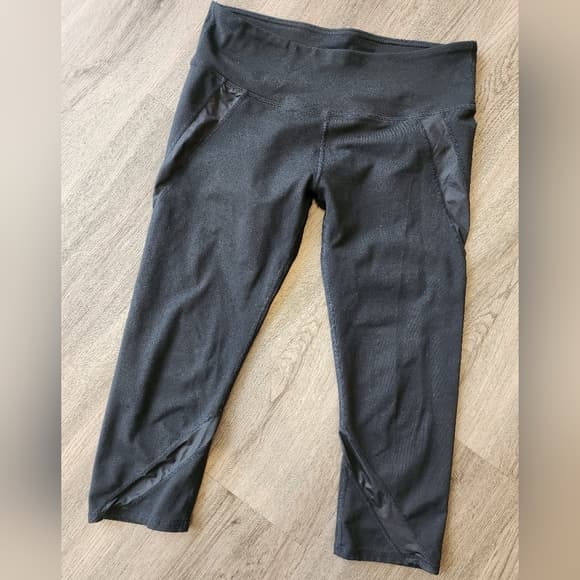 Fabletics Black Performance Leggings With Sheer Design Work Out Athletic Pants - Thumbnail 11