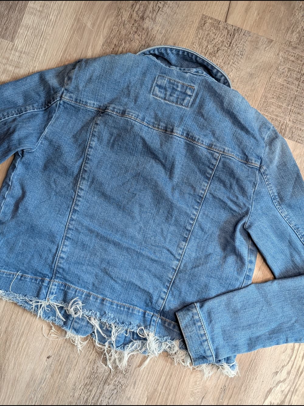 LOFT Blue Distressed Raw Hem Cropped Denim Jacket - Thumbnail 7