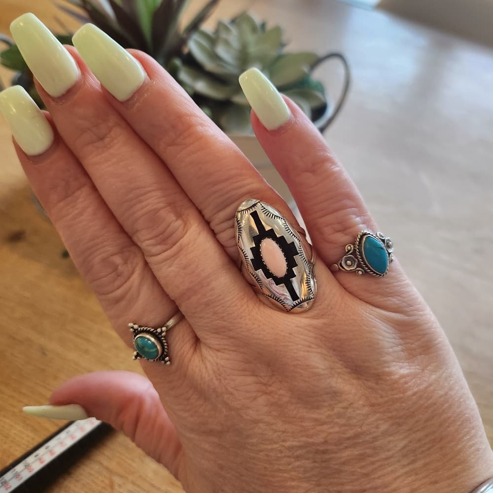 Signed Felix Perry Navajo Pink Conch Sterling Silver Ring | Size 8 Shadow Box - Thumbnail 8