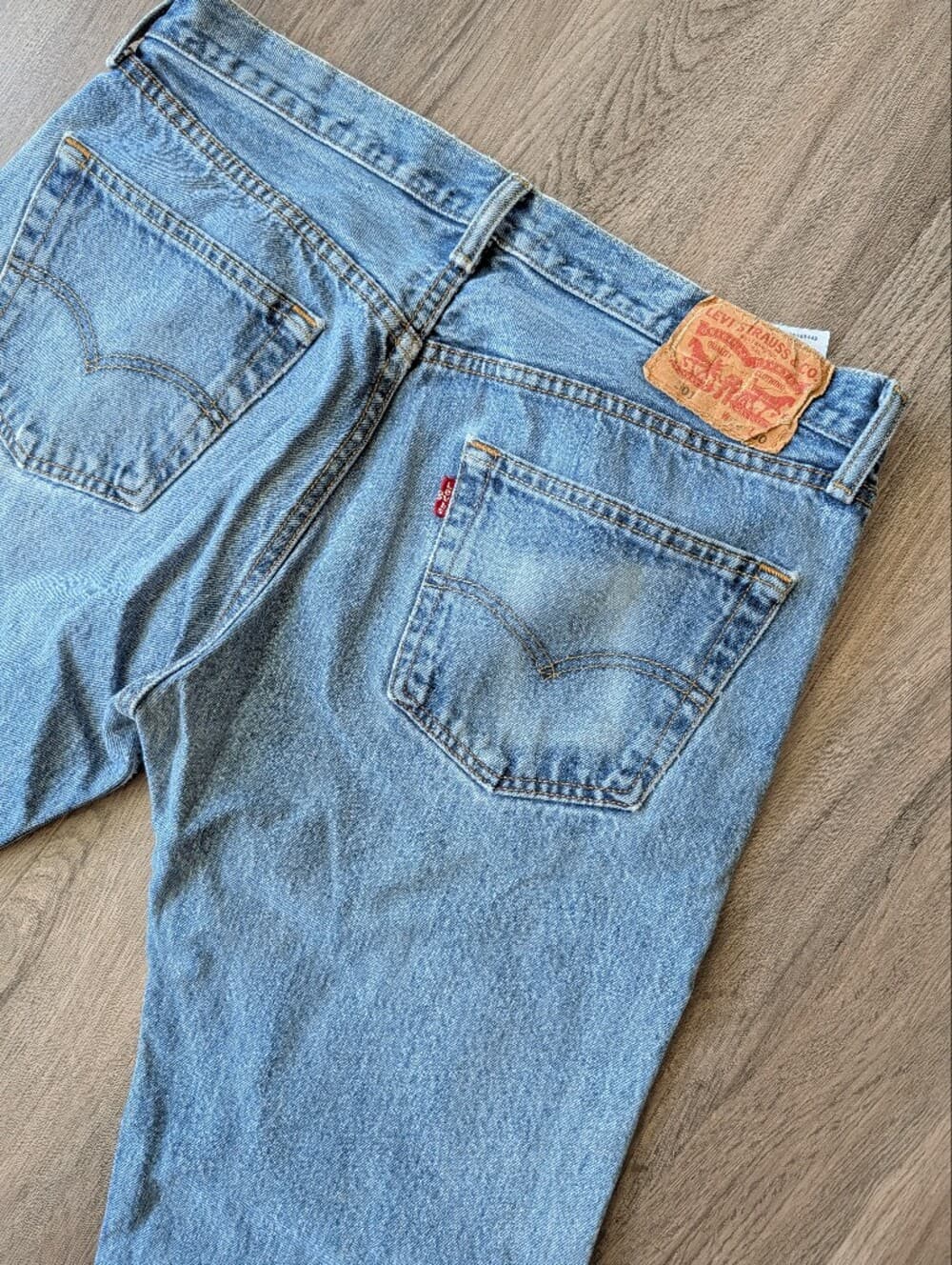 Levi's 501 Light Blue Naturally Distressed Thrashed Denim Jeans Hole In Crotch - Thumbnail 10