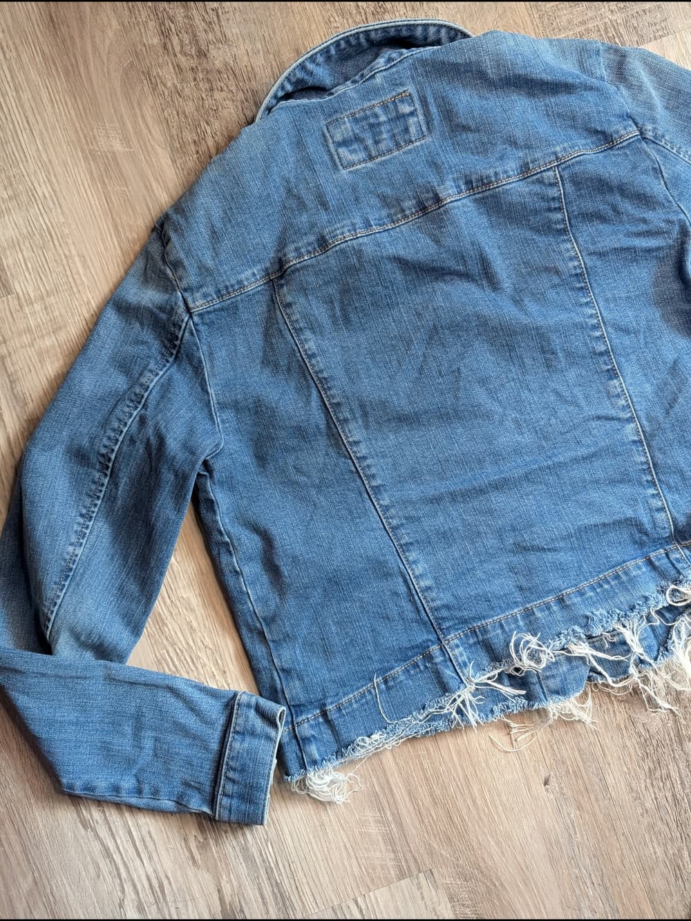 LOFT Blue Distressed Raw Hem Cropped Denim Jacket - Thumbnail 8