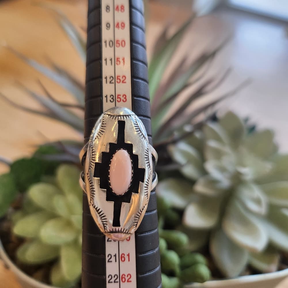 Signed Felix Perry Navajo Pink Conch Sterling Silver Ring | Size 8 Shadow Box - Thumbnail 2