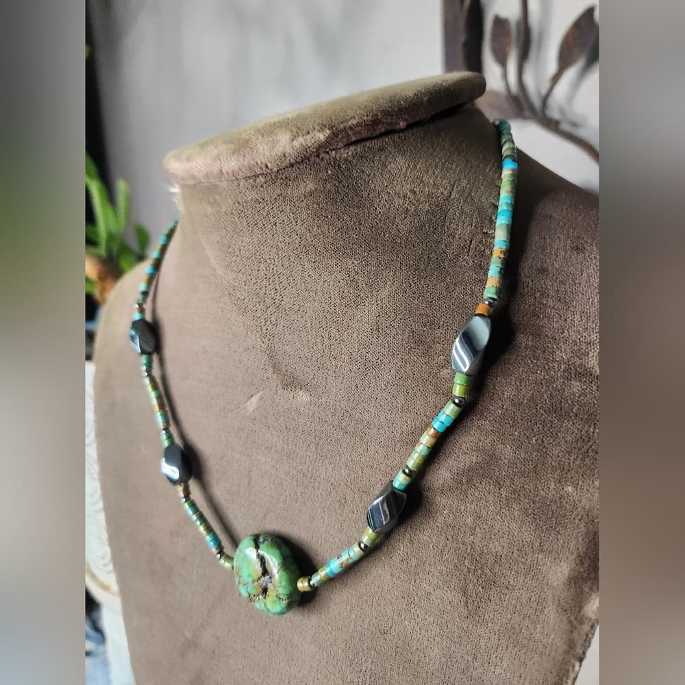 Turquoise Heishi and Black Hematite Beaded Necklace With Round Nugget - Thumbnail 3