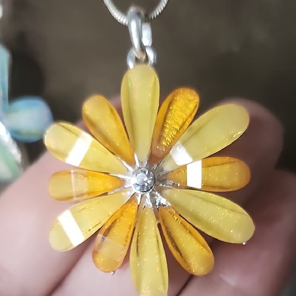 Sparkly Floral Bundle Yellow and Purple Dragonfly Jewelry Set With Ring Earrings - Thumbnail 2