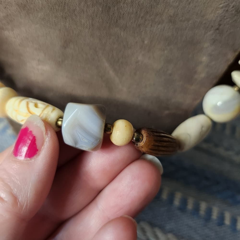 Vintage Carved Bone Shell Wood And Agate Long Chunky Beaded Necklace - Thumbnail 4