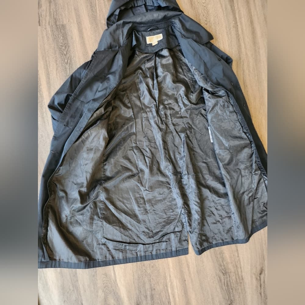 MICHAEL Michael Kors Women's Black Single Breasted Trench Coat Midi - Thumbnail 3