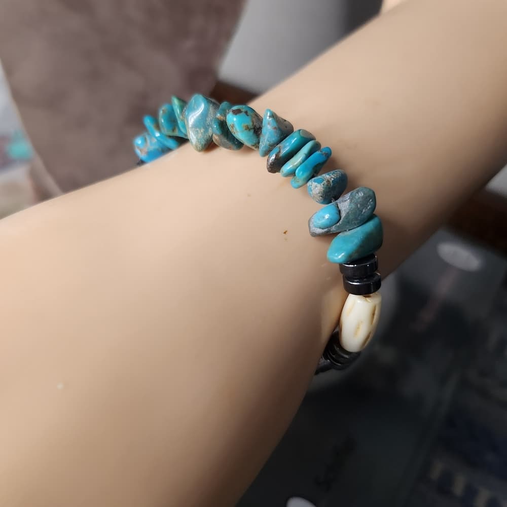 Turquoise Bone and Hemitite Beaded Wire Adjustable Length Bracelet - Thumbnail 2