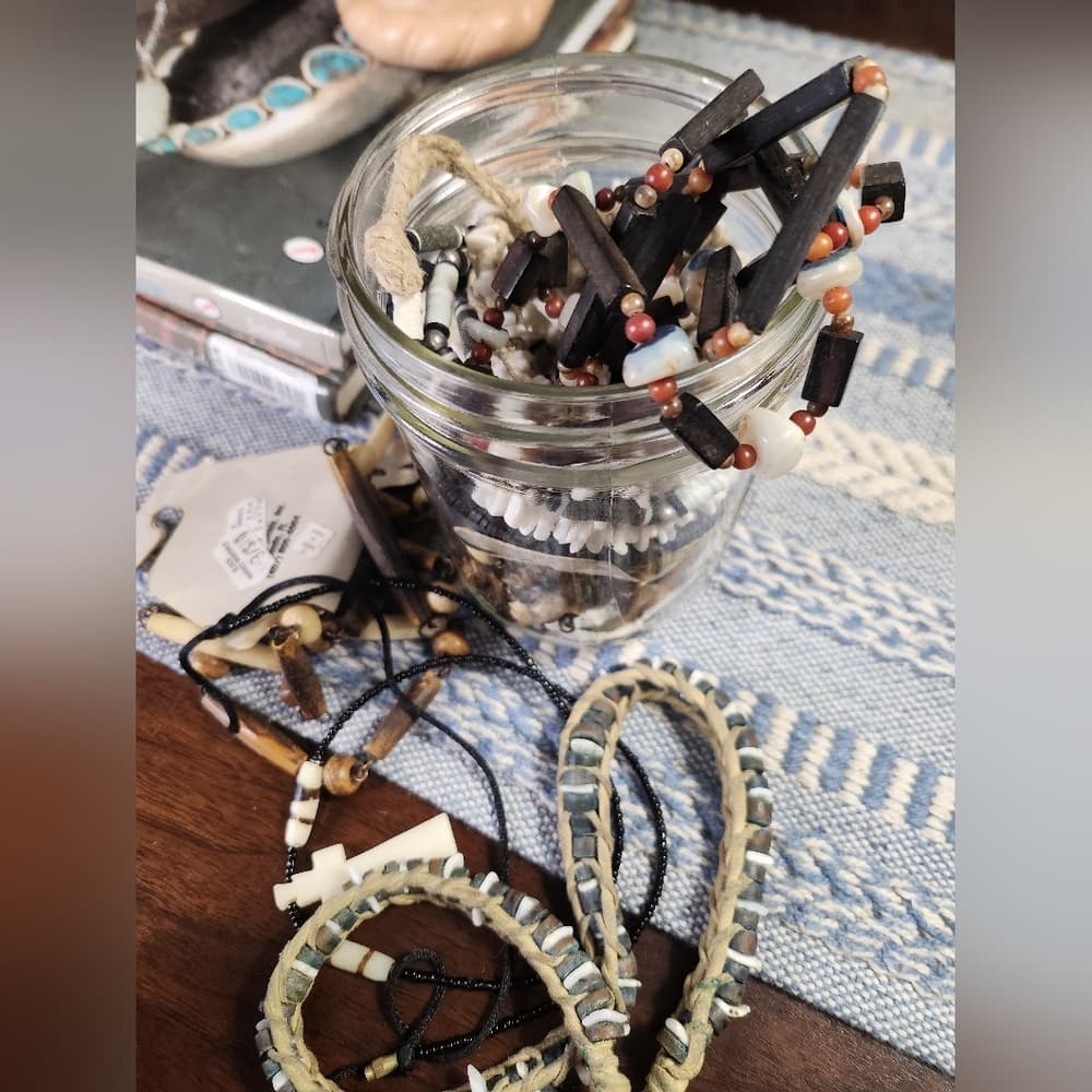 Tribal Style Wear Or Craft Lo Jewelry Jar Wood Bone Shell Leather Etc. - Thumbnail 7