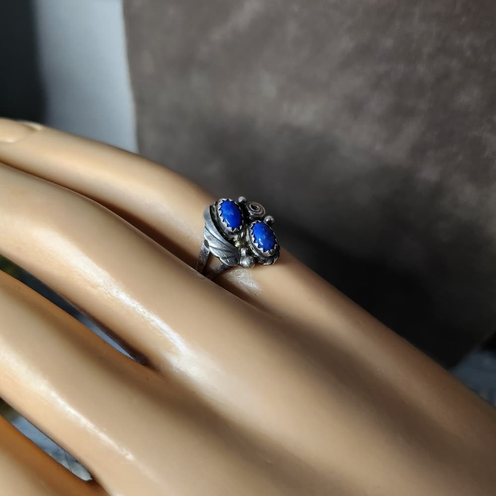 Signed Navajo Sterling Silver And Lapis Lazuli Oval Floral Ring 6.5 - Thumbnail 4