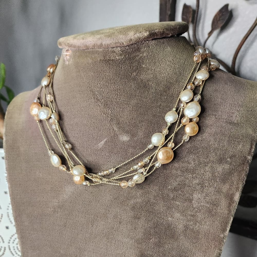 Pretty Gold Tone Multi-Strand Pastel Pearl Necklace - Thumbnail 9
