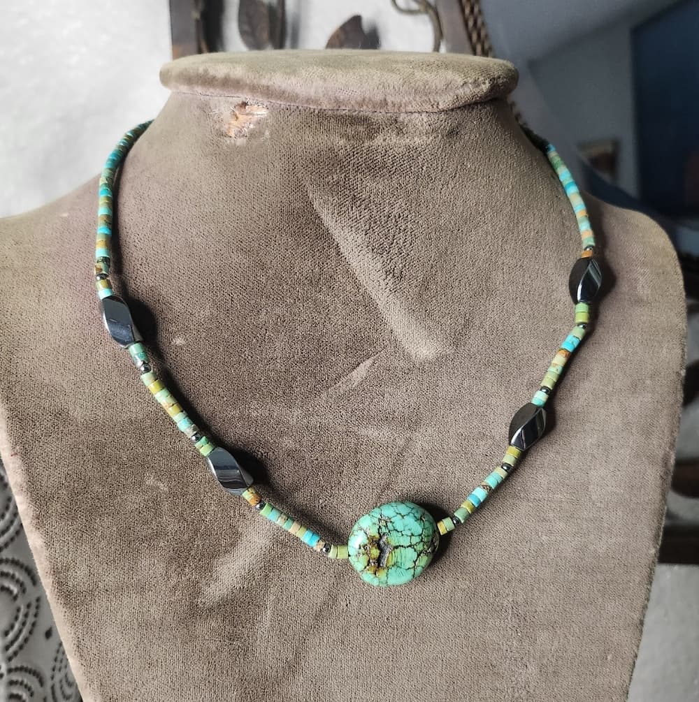 Turquoise Heishi and Black Hematite Beaded Necklace With Round Nugget - Thumbnail 7
