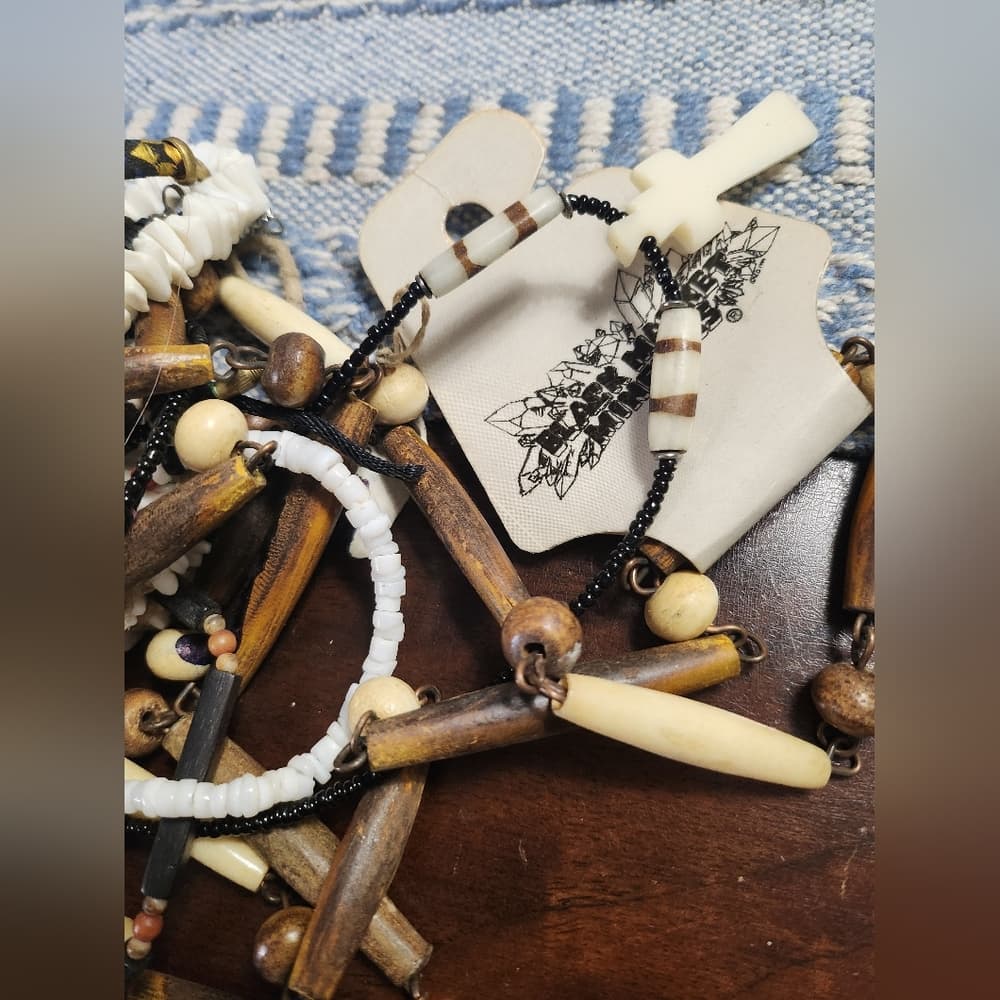 Tribal Style Wear Or Craft Lo Jewelry Jar Wood Bone Shell Leather Etc. - Thumbnail 6