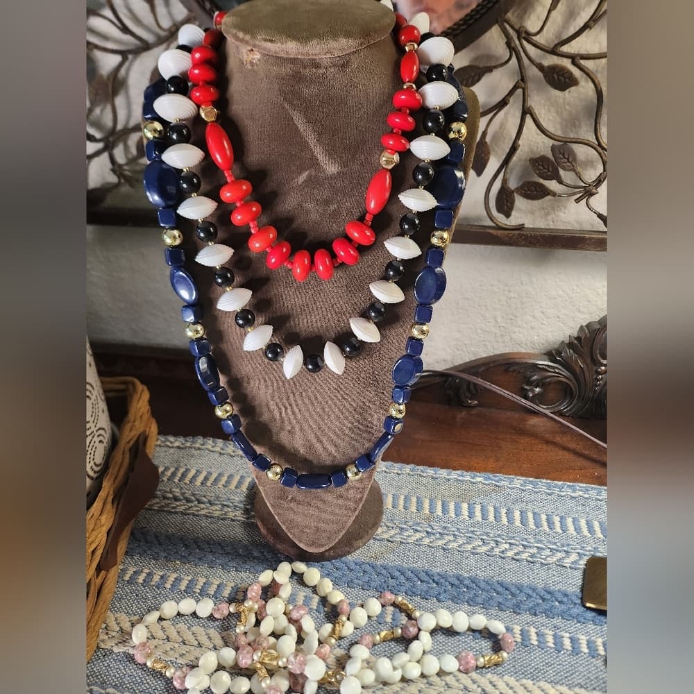 Vintage Bold And Colorful Beaded Statement Necklace Set - Thumbnail 6