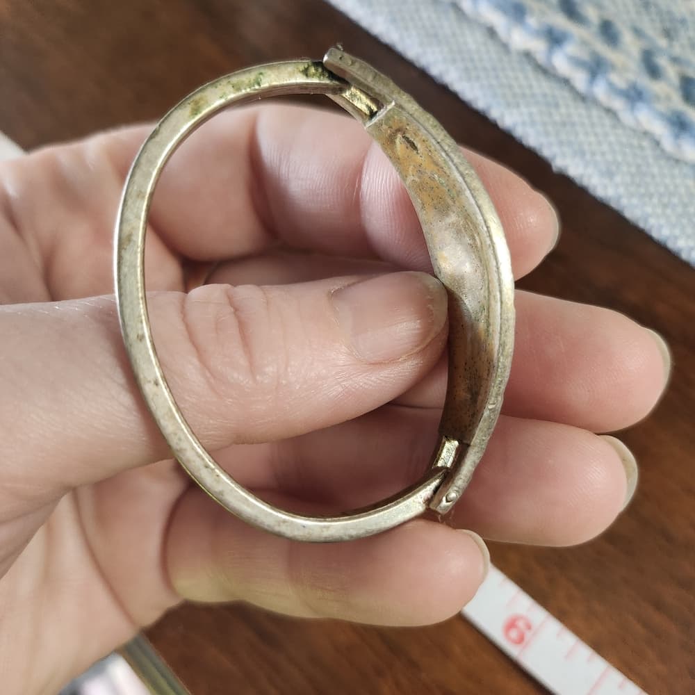Vintage Twisted Hammered Silver And Pink Shell Inlay Floral Youth Bracelet - Thumbnail 8
