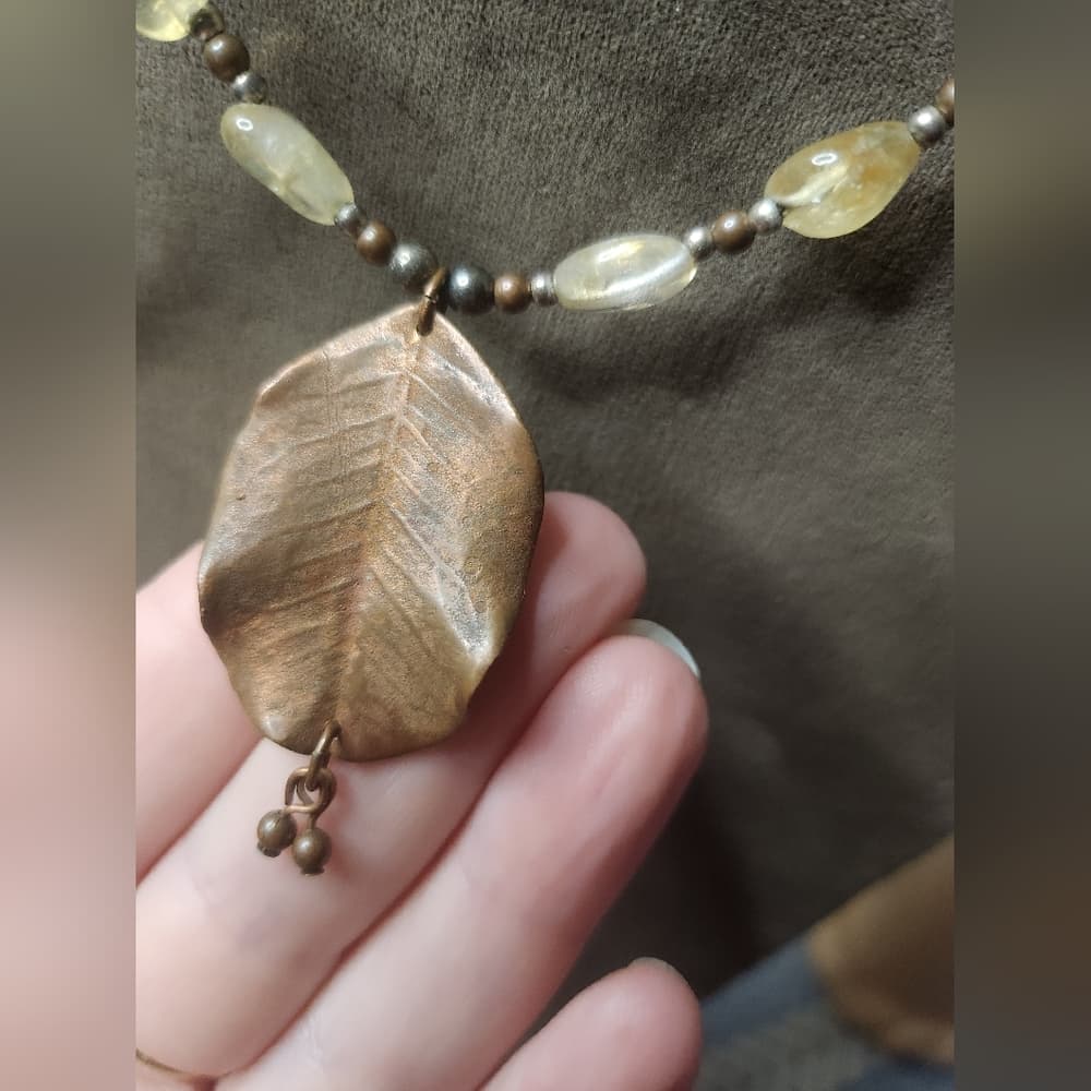 Beautiful Artisan Citrine and Copper Leaf Beaded Necklace - Thumbnail 3