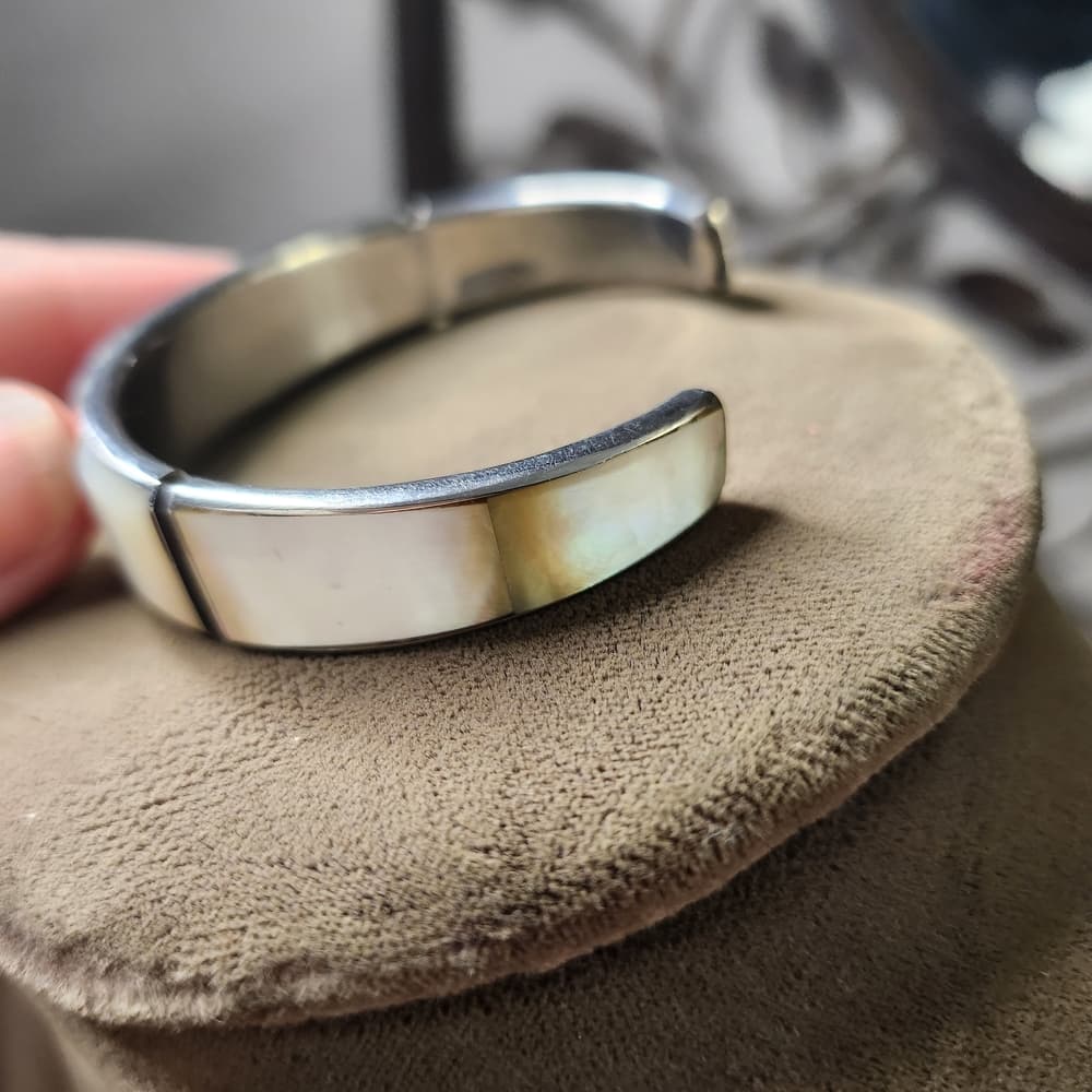 Vintage Southwest Style Silver Mother Of Pearl And Spiny Oyster Inlay Bracelet - Thumbnail 2